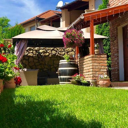 Janicsar Garden Apartman Eğri Dış mekan fotoğraf