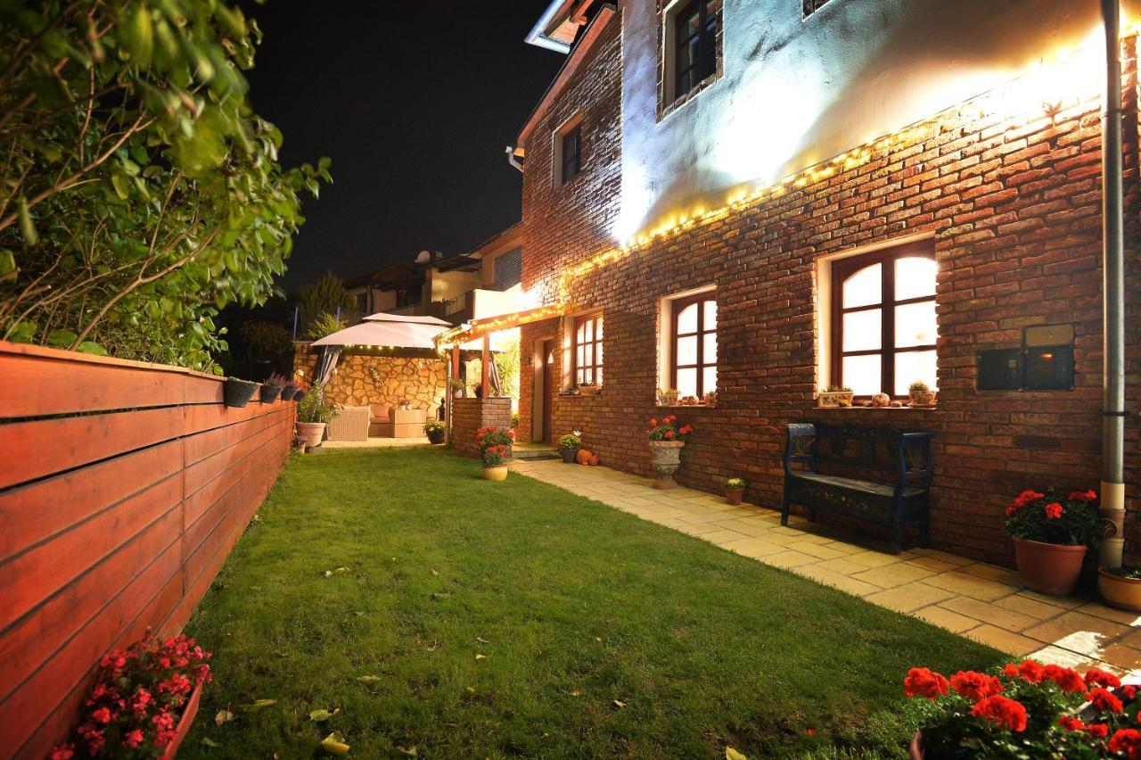 Janicsar Garden Apartman Eğri Dış mekan fotoğraf