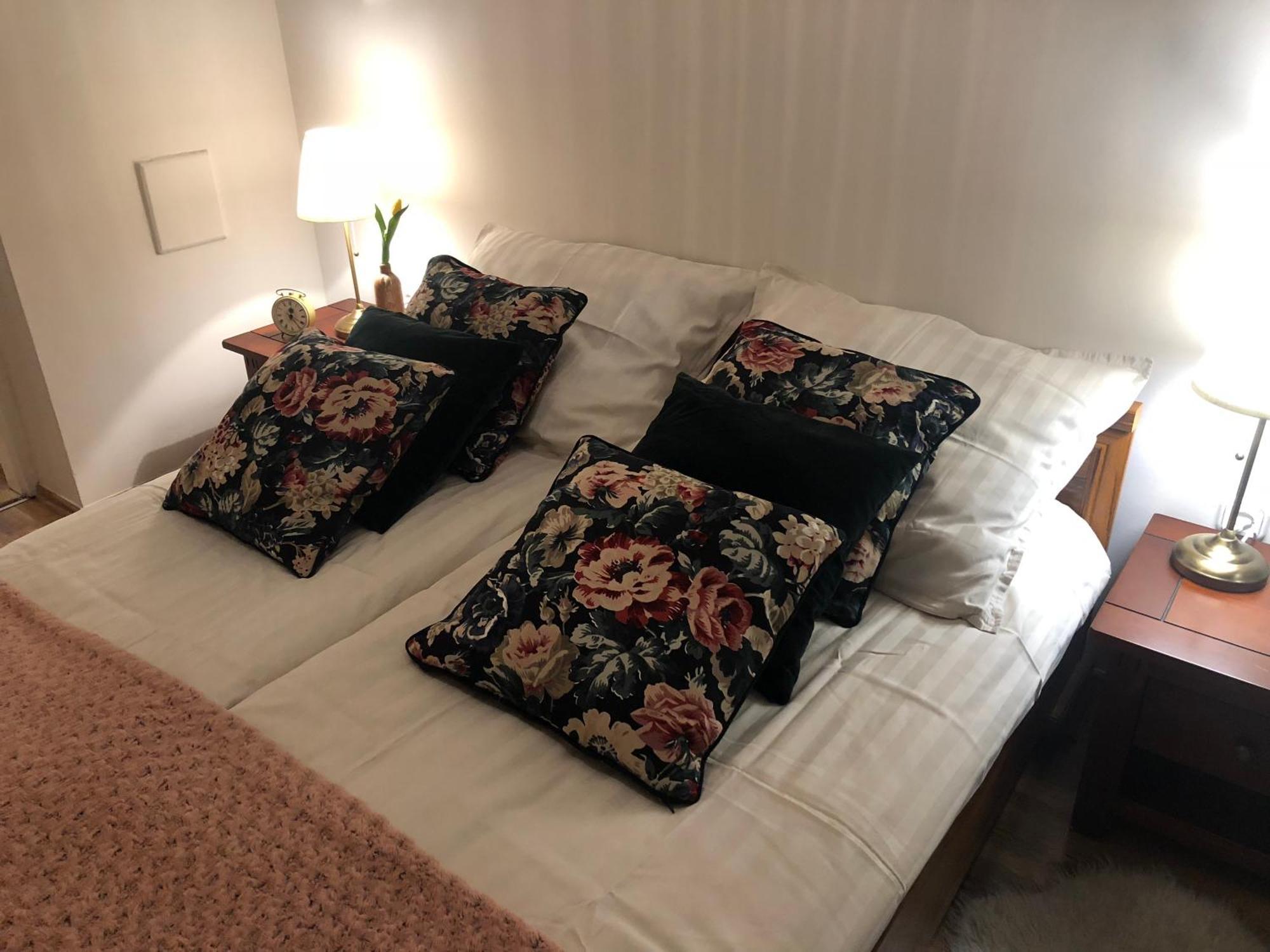 Janicsar Garden Apartman Eğri Dış mekan fotoğraf