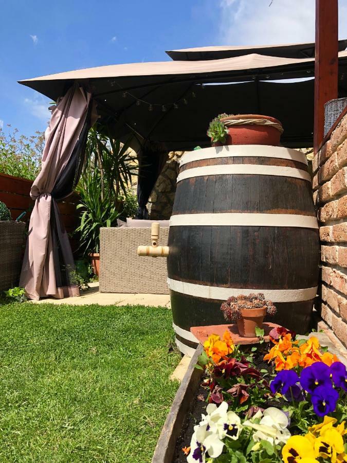 Janicsar Garden Apartman Eğri Dış mekan fotoğraf