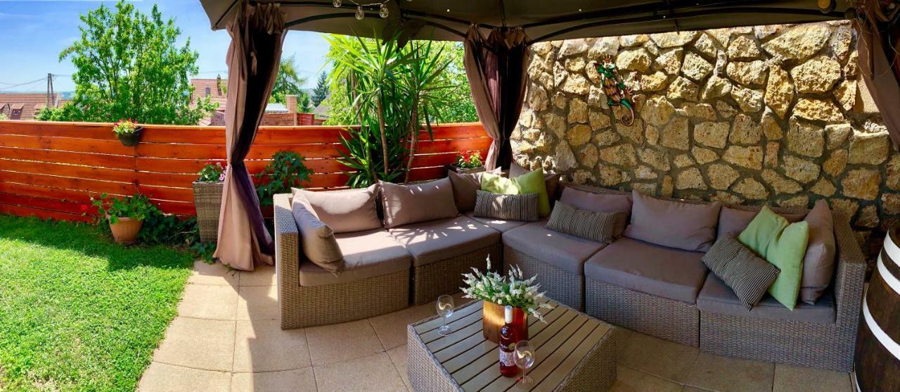 Janicsar Garden Apartman Eğri Dış mekan fotoğraf